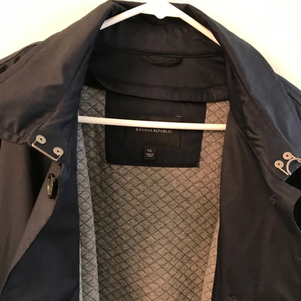 Banana Republic trench w/ removable lining